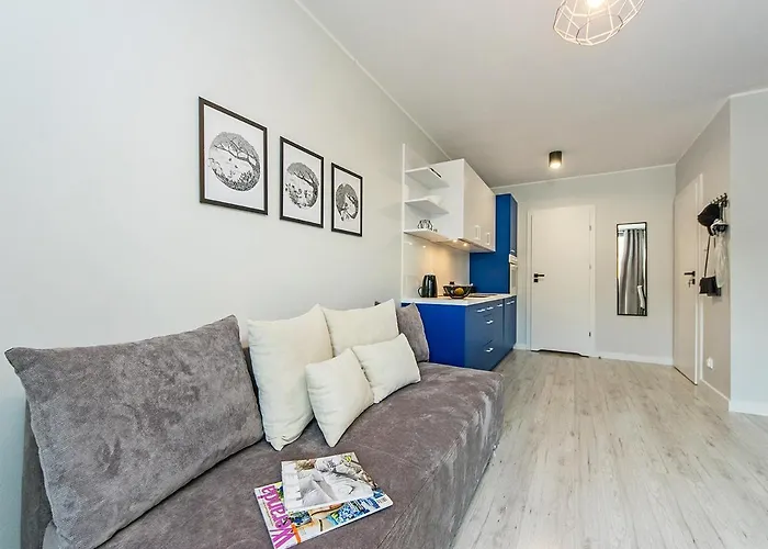 Glow Apartments, Dolny