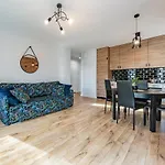 Apartment Glow Apartments, Dolny *