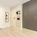 Glow Apartments, Dolny *