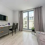 شقة Glow Apartments, Dolny