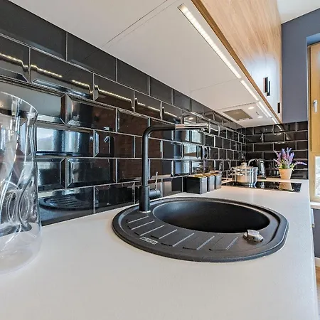 Glow Apartments, Dolny Apartment