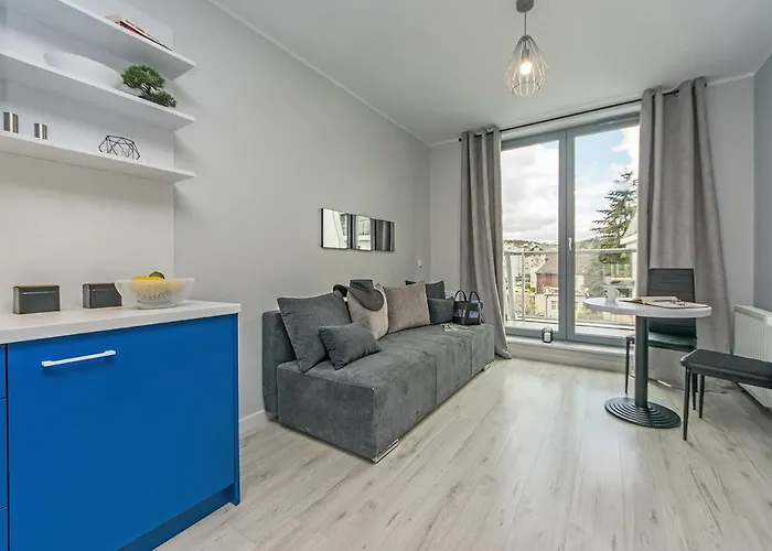 Glow Apartments, Dolny