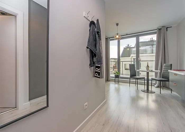 Апартаменты Glow Apartments, Dolny